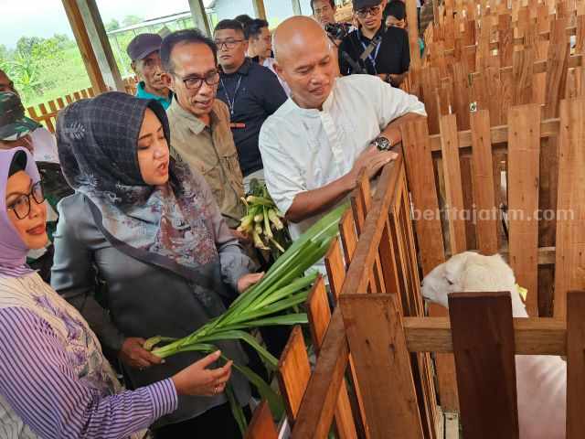 BSI dan BSI Maslahat Bantu Majukan Ekonomi Desa Banyulegi Mojokerto Foto Berita Jatim