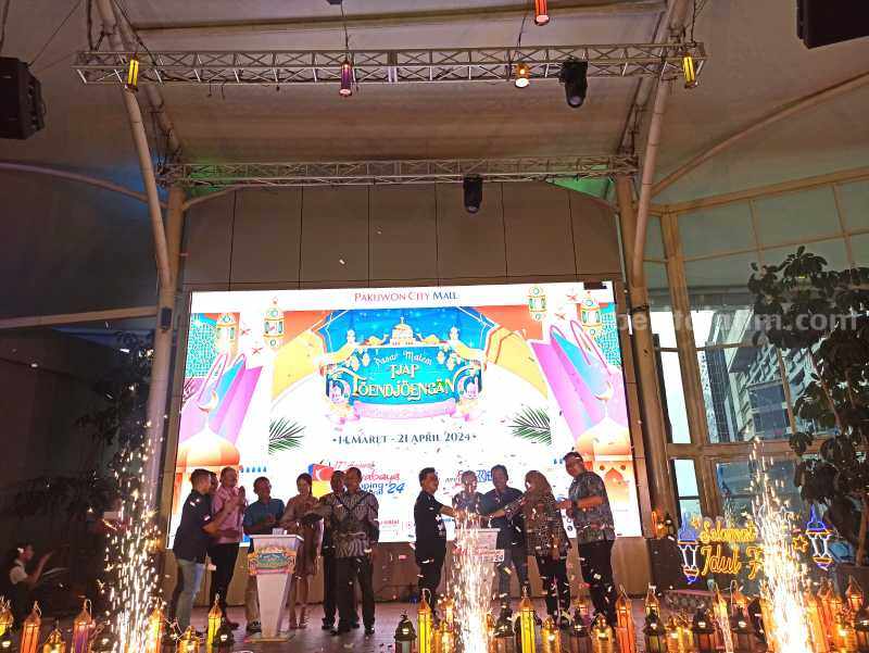 Bangkitkan Ekonomi Surabaya Lewat Pasar Malam Tjap Toendjoengan dan Surabaya Shopping Festival 2024 Foto Berita Jatim