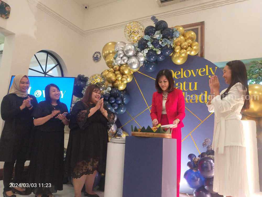 Klinik Delovely Rayakan 1 Dekade: Cantik Sejati Datang Dari Luar dan Dalam Foto Berita Jatim