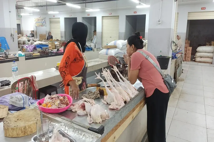 Jelang Bulan Puasa, Harga Daging Ayam di Ponorogo Naik Foto Berita Jatim