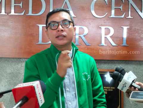 Gagal Lolos Senayan, PPP Sebut Ada Selisih 200 Ribu Suara dari Survei Internal Foto Berita Jatim