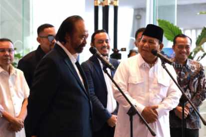 Berkunjung ke NasDem, Prabowo Terima Ucapan Selamat sebagai Presiden Terpilih dari Surya Paloh Foto Berita Jatim