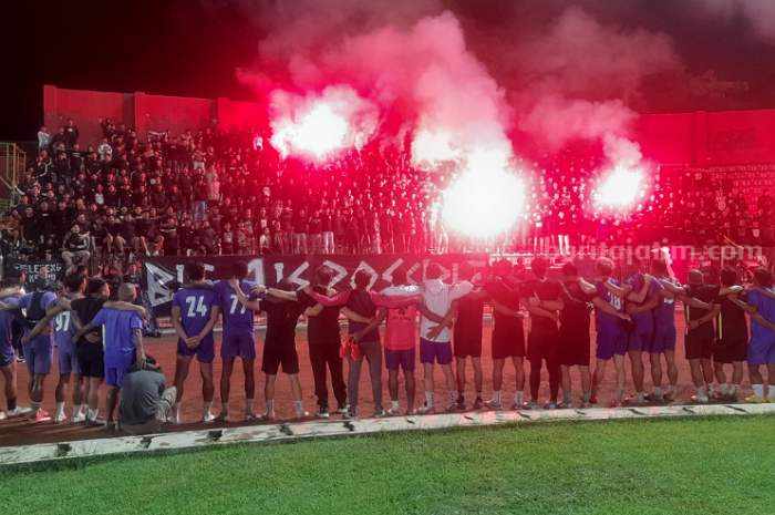 Suporter Minta Persik Kediri Sapu Bersih Laga Sisa Foto Berita Jatim