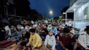 Berbagi Rezeki, Said Abdullah Bagi Bingkisan Ramadhan Foto Berita Jatim