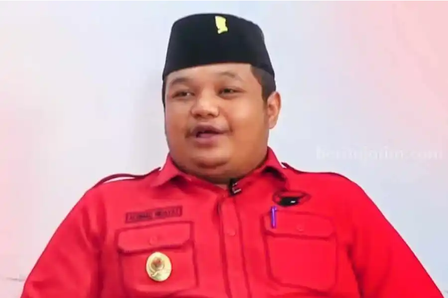 Gagal Lolos DPRD Surabaya, Achmad Hidayat: Terus Bergerak Foto Berita Jatim