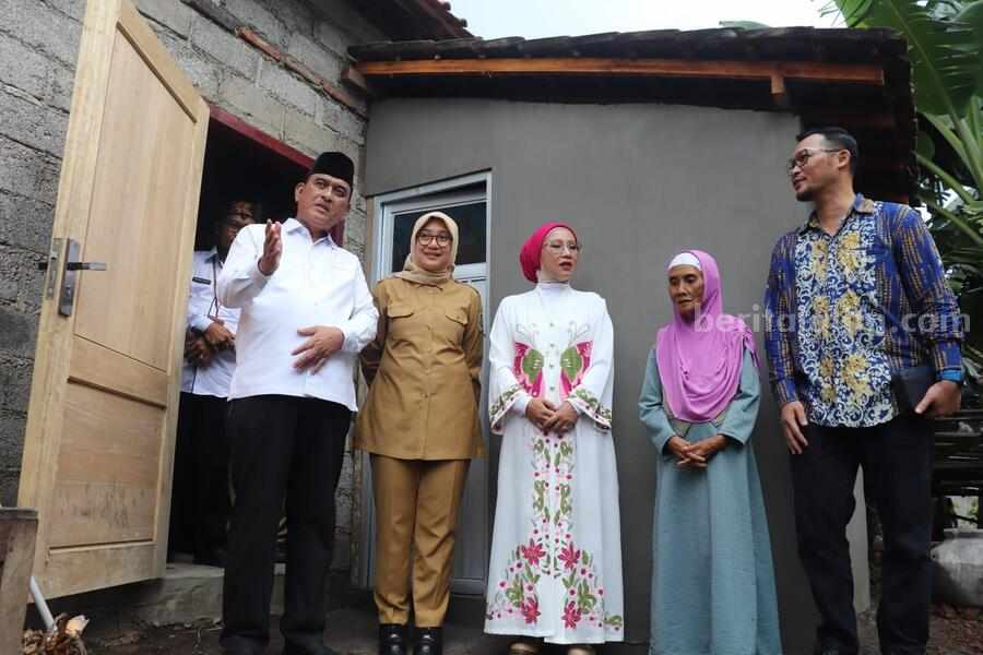 Banyuwangi Gotong Royong Bedah Rumah Warga Tak Layak Huni Foto Berita Jatim