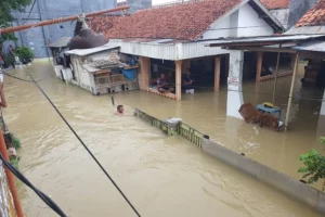 Banjir Mengancam Sampang, Masalah Kronis Jelang Pilkada Foto Berita Jatim