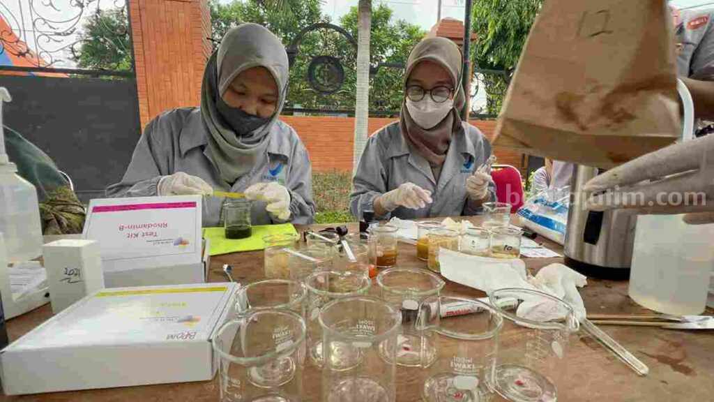 Dinkes dan BPOM Kediri Temukan Takjil Mengandung Boraks Foto Berita Jatim