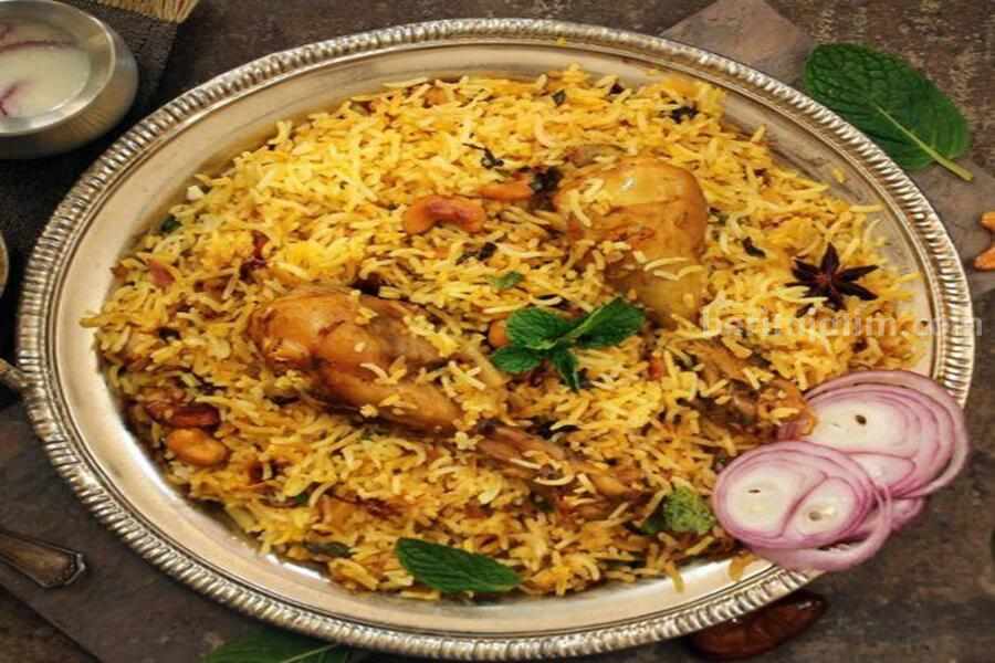 Modal Rice Cooker Yuk Bikin Nasi Kebuli Ayam yang Endulita! Foto Berita Jatim