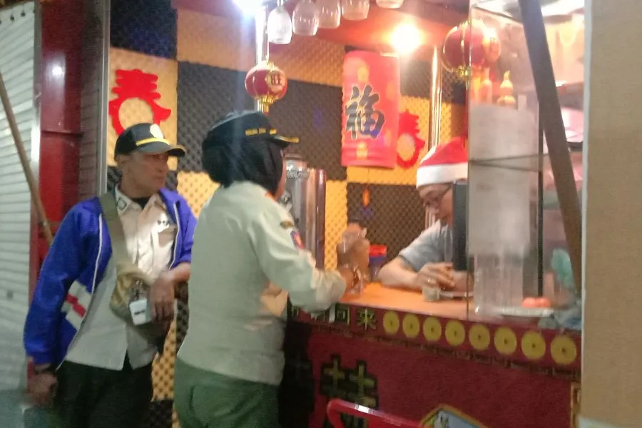 Kios Pusat Kuliner Pemkot Blitar Jadi Tempat Berjualan Miras Foto Berita Jatim