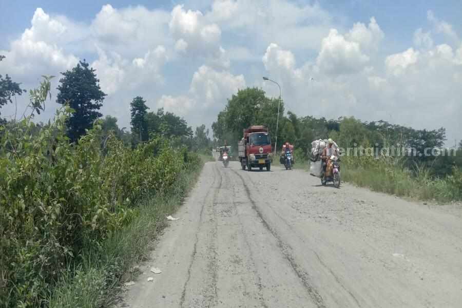 Pemkab Blitar Siapkan Rp 2 Miliar untuk Perbaiki Jalur Pasir Sumberasri Foto Berita Jatim