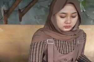Ini Profil Penjual Rujak Cantik Mirip Artis di Sampang yang Viral Foto Berita Jatim