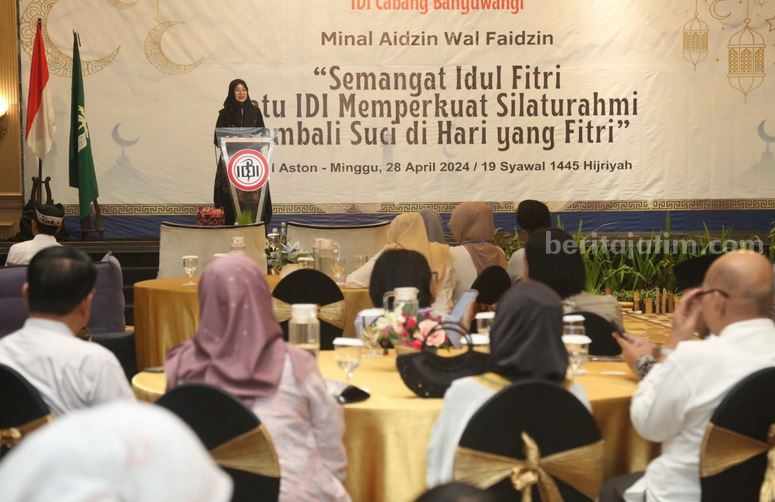 Bertemu Nakes, Bupati Banyuwangi Ajak Perangi Penyakit Degeneratif Usia Muda Foto Berita Jatim