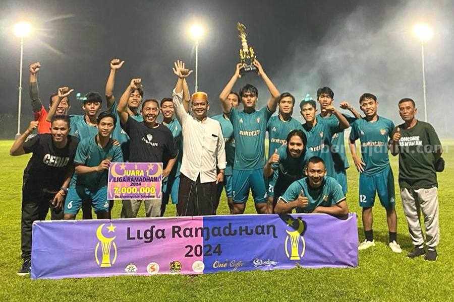Putra Kelapa FC Juara Liga Ramadhan 2024 Foto Berita Jatim