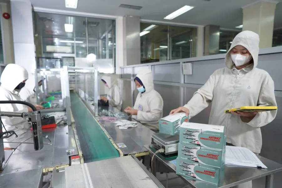 Phapros Pastikan Stok Antimo dan Multivitamin Aman Jelang Mudik Lebaran Foto Berita Jatim