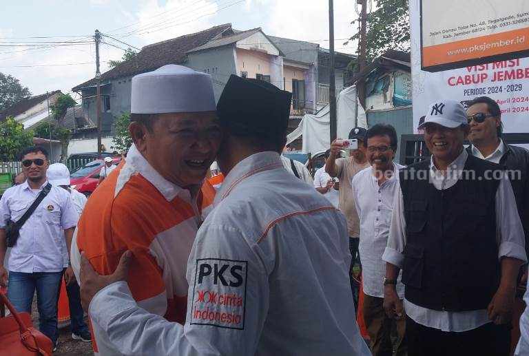 Setelah Pertemuan di Excelso, Bupati Hendy Paparkan Visi-Misi di Kantor PKS Jember Foto Berita Jatim