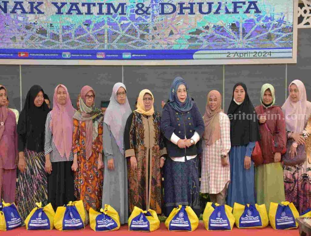 FEB Unisma Santuni Anak Yatim dan Dhuafa Saat Peringatan Nuzulul Quran Foto Berita Jatim