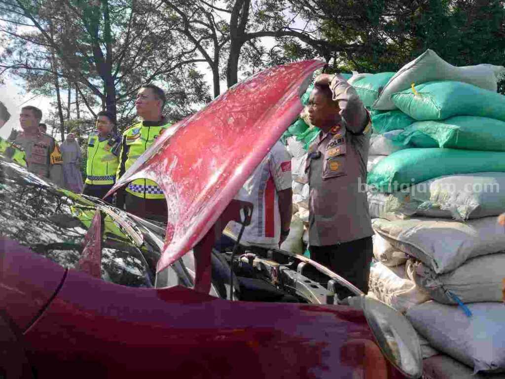 Gratis, Ada Pos Cek Poin di Jalur Cangar-Pacet Mojokerto Foto Berita Jatim