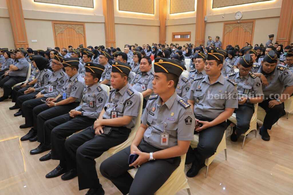 Kakanwil Tegaskan Pelayanan Publik di Kemenkumham Tak Terganggu Paska Liburan Foto Berita Jatim