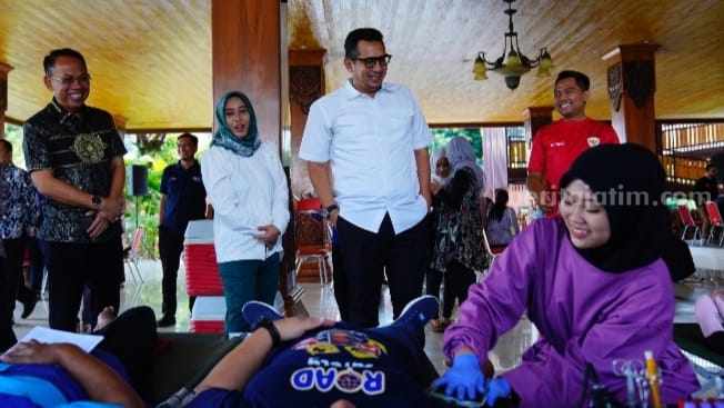Stok Menipis, ASN Kota Mojokerto Ikut Donor Darah Foto Berita Jatim