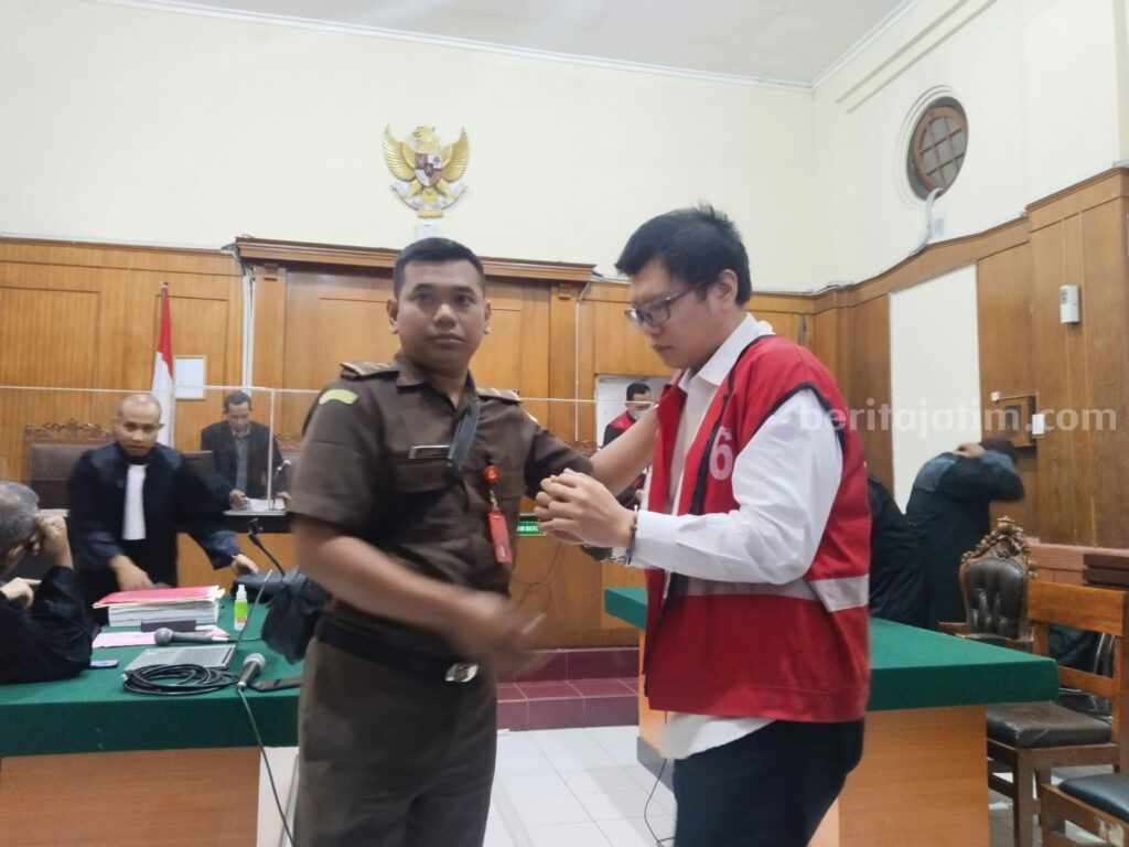 Dihukum 5 Tahun Oleh MA, Jaksa Eksekusi Ronald Tannur Foto Berita Jatim