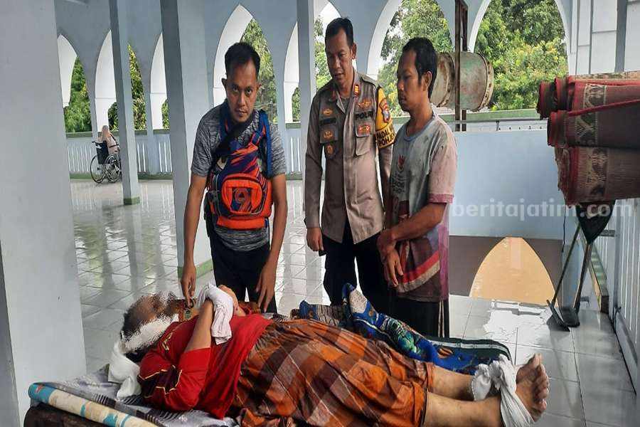 Pria di Pohjentrek Tersengat Listrik saat Banjir Pasuruan Foto Berita Jatim