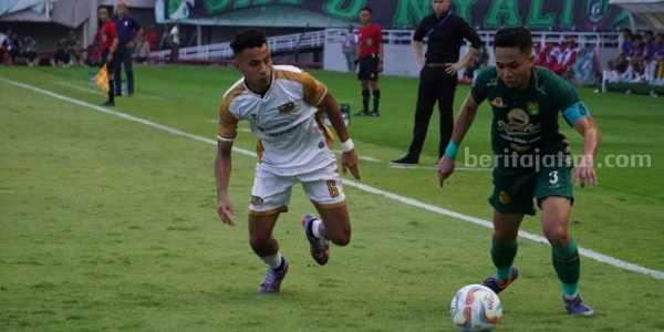 Dewa United Permalukan Persebaya 3 Gol Tanpa Balas Foto Berita Jatim