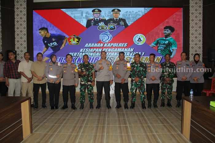 Laga Persik Kediri vs PSS Sleman Akan Dijaga Ribuan Polisi Foto Berita Jatim