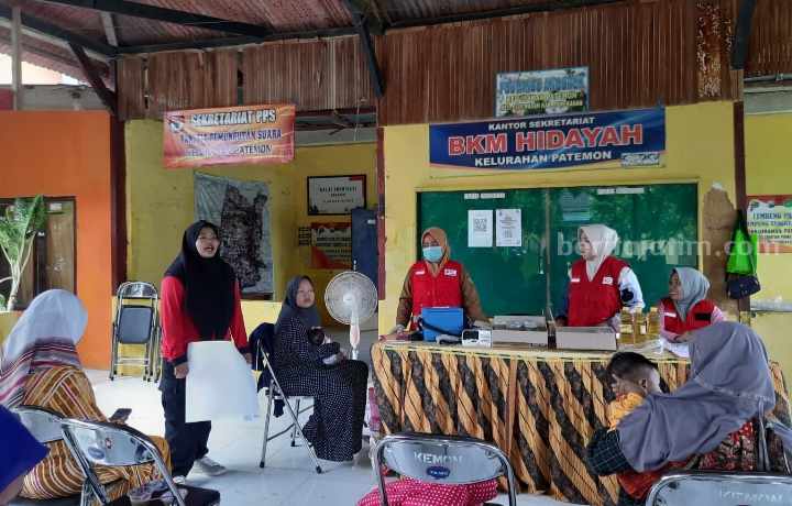 Cara KSR Unit Markas PMI Pamekasan Sosialisasikan Kesehatan Bagi Masyarakat Foto Berita Jatim