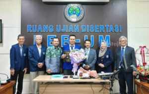 Dosen IAI Al-Khairat Pamekasan Sandang Status Doktor Ilmu Manajemen Foto Berita Jatim