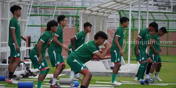 Pelatih Persebaya Ingin Tutup Musim dengan Happy Ending Foto Berita Jatim