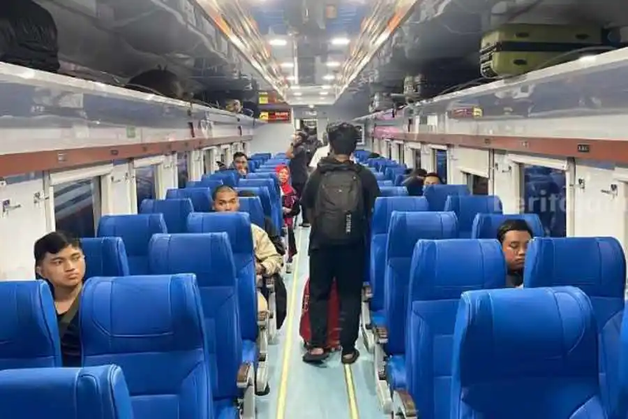 KA Mutiara Timur Kembali Beroperasi dengan Kereta New Generation Foto Berita Jatim