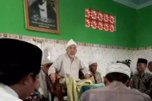 Innalillahi, Cicit Syaikhona Kholil KH Zubair Muntashor Wafat Foto Berita Jatim
