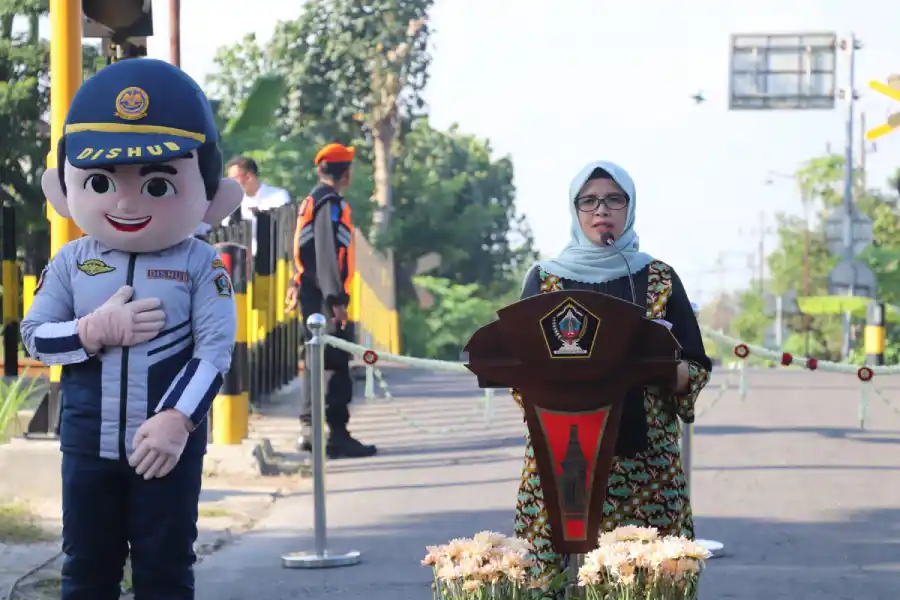 Maju Cabup Blitar, Mak Rini: Semua Dirangkul, Termasuk PDIP Foto Berita Jatim