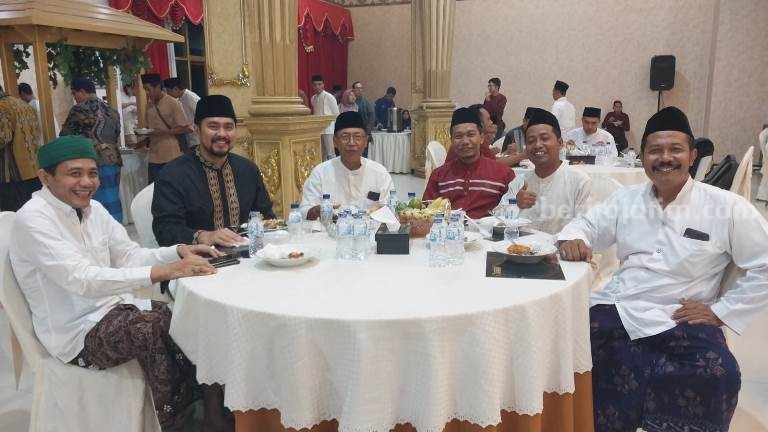 Bupati Hendy Ajak Bukber di Pendapa Jember, Ketua dan Sekretaris Gerindra Absen Foto Berita Jatim