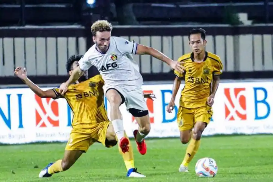 Dibantai Bhayangkara FC 0-7, Suporter Persik Minta Penjelasan Manajemen Foto Berita Jatim