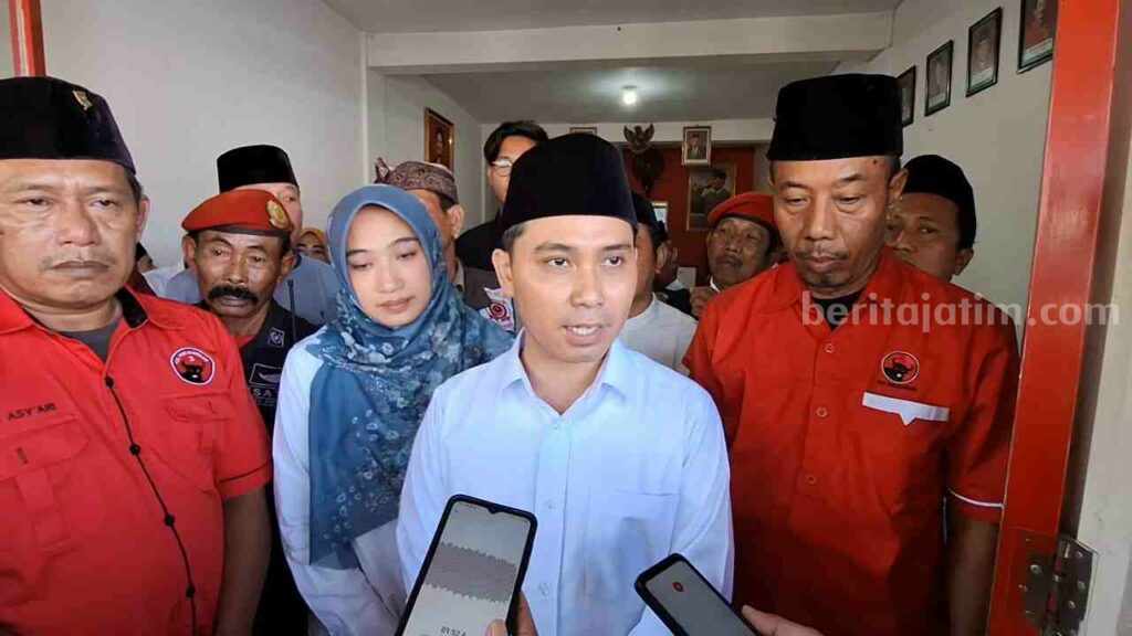 Wabup Mojokerto Pendaftar Pertama Penjaringan Balon Bupati PDIP Foto Berita Jatim
