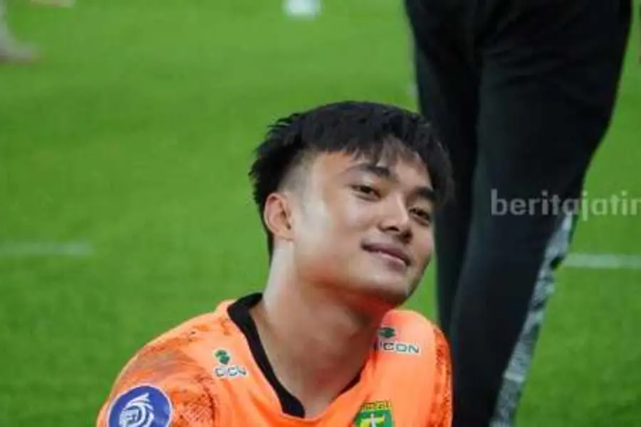 Ini Alasan Paul Munster Pilih Ernando Jadi Kapten di Laga Lawan Persik Kediri Foto Berita Jatim