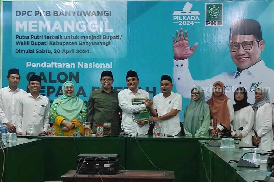 Daftar Cabup Banyuwangi ke PKB, Gus Makki: Manut Calon Mertua Foto Berita Jatim