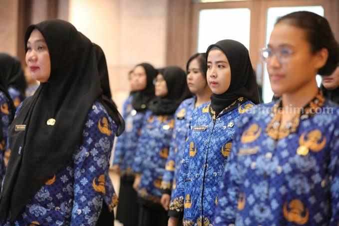 Ratusan PNS di Lingkup Pemkab Blitar Pensiun Tahun Ini. Foto Berita Jatim