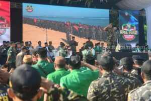 Ribuan Banser Ikuti Apel Akbar di Pantai Balekambang Malang