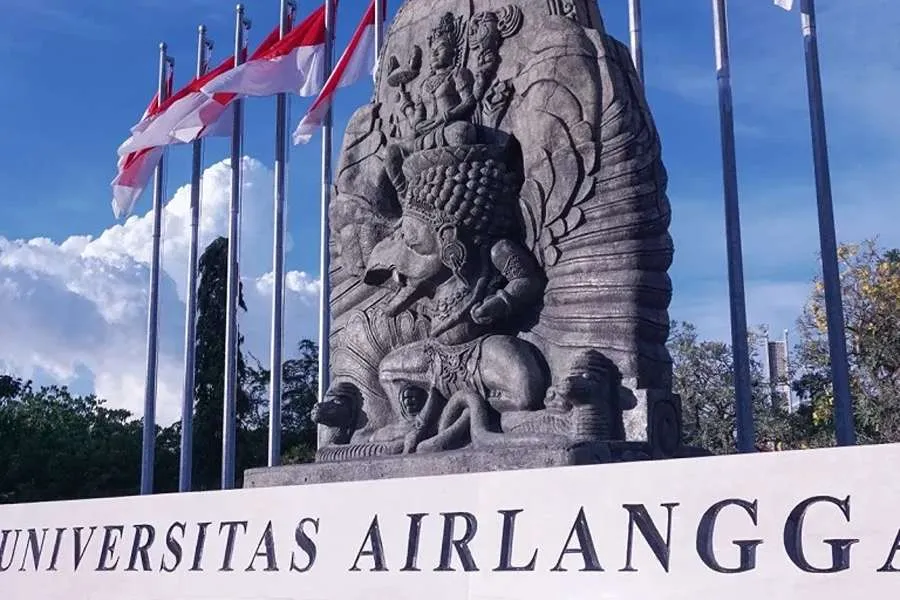 Universitas Airlangga (Unair) Surabaya