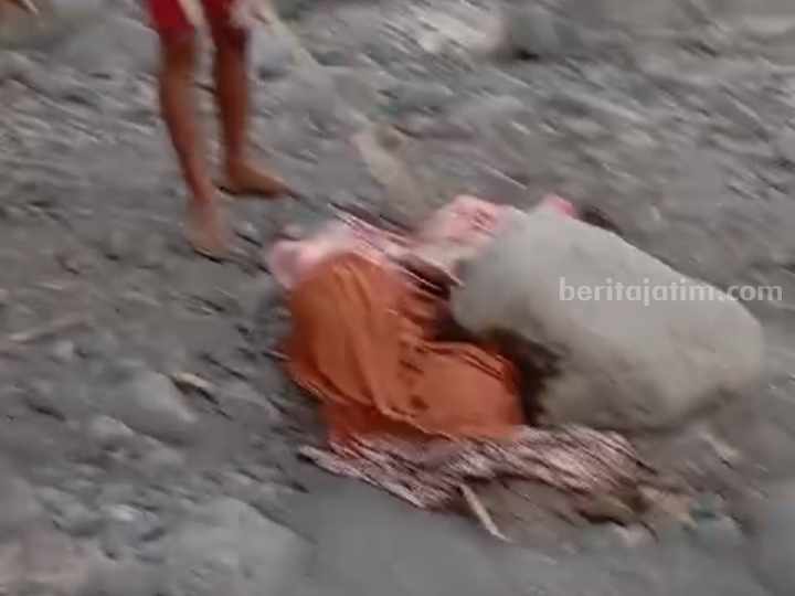 Viral Mayat Tersapu Banjir Lahar Semeru di Lumajang Foto Berita Jatim