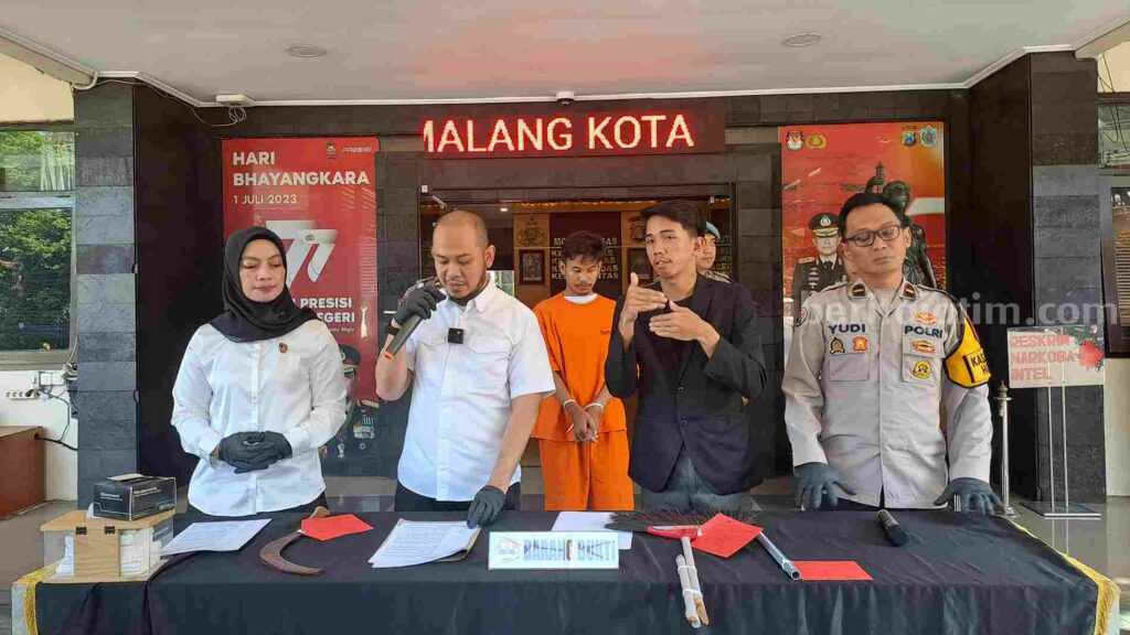 Cemburu, Suami di Muharto Kota Malang Bacok Istri yang Hamil 4 Bulan Foto Berita Jatim