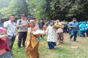Warga Bangelan Malang Lestarikan Tradisi Panen Raya Petik Kopi Bangelan Malang