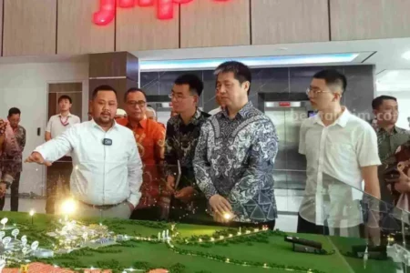Bupati Ajak Investor China Banyak Tanam Duit di Gresik