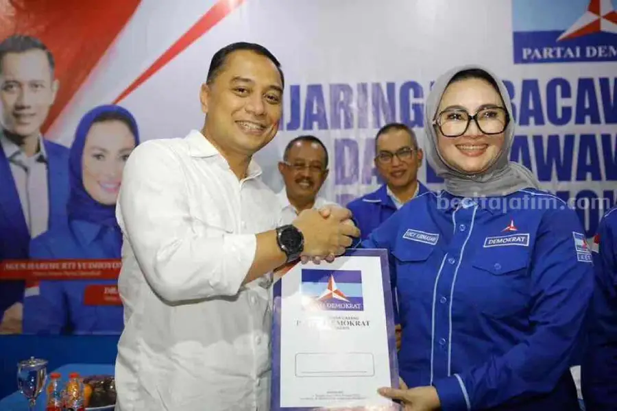 Eri Cahyadi dan Armuji Daftar Bacakada Surabaya ke Demokrat? Foto Berita Jatim