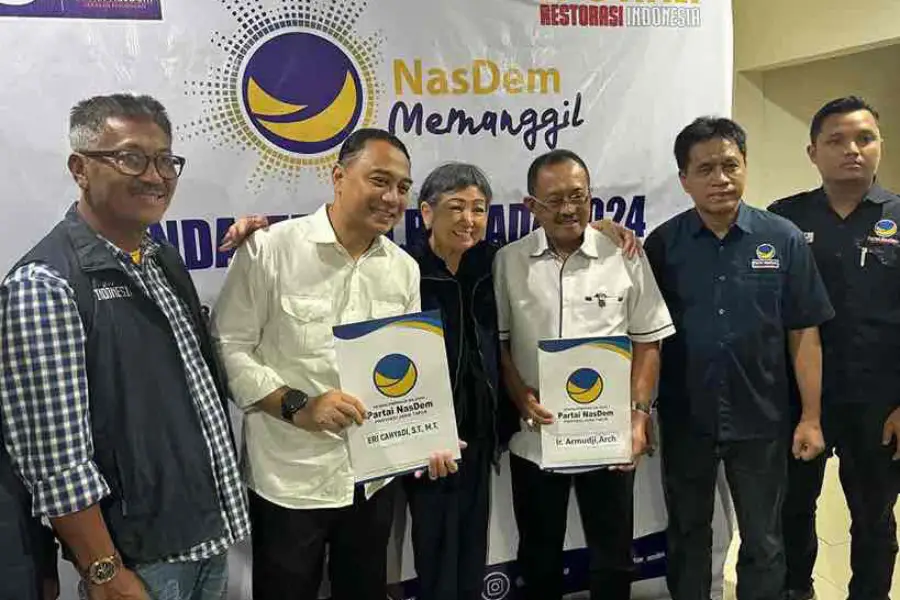 Eri Cahyadi-Armuji Cari Tiket Pilwali Surabaya ke Nasdem Foto Berita Jatim