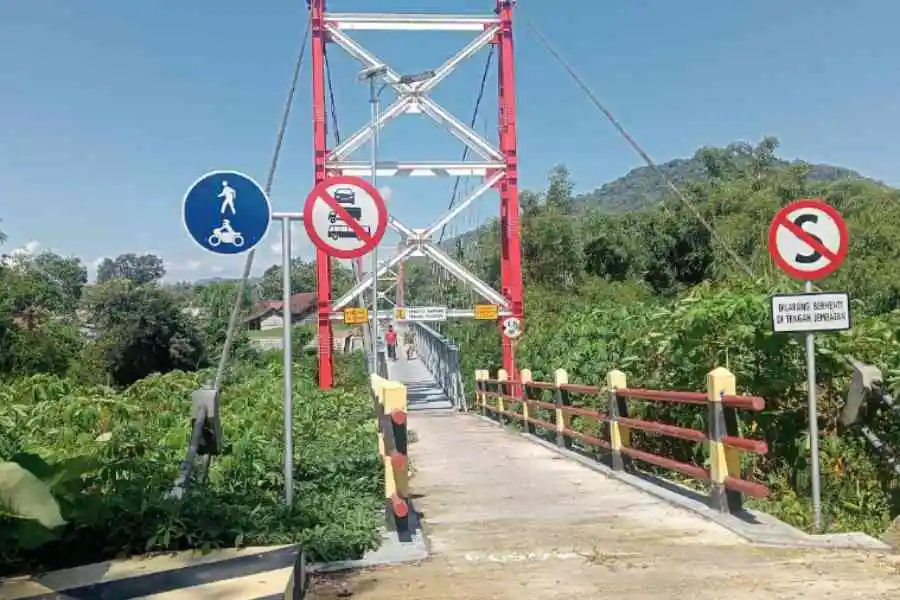 Begini Kondisi Jembatan Pragak Magetan Pasca Baut Dicuri Foto Berita Jatim