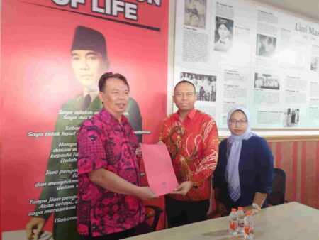 Melalui PDIP, Menantu Mantan Wali Kota Mojokerto Maju Wawali di Pilkada 2024